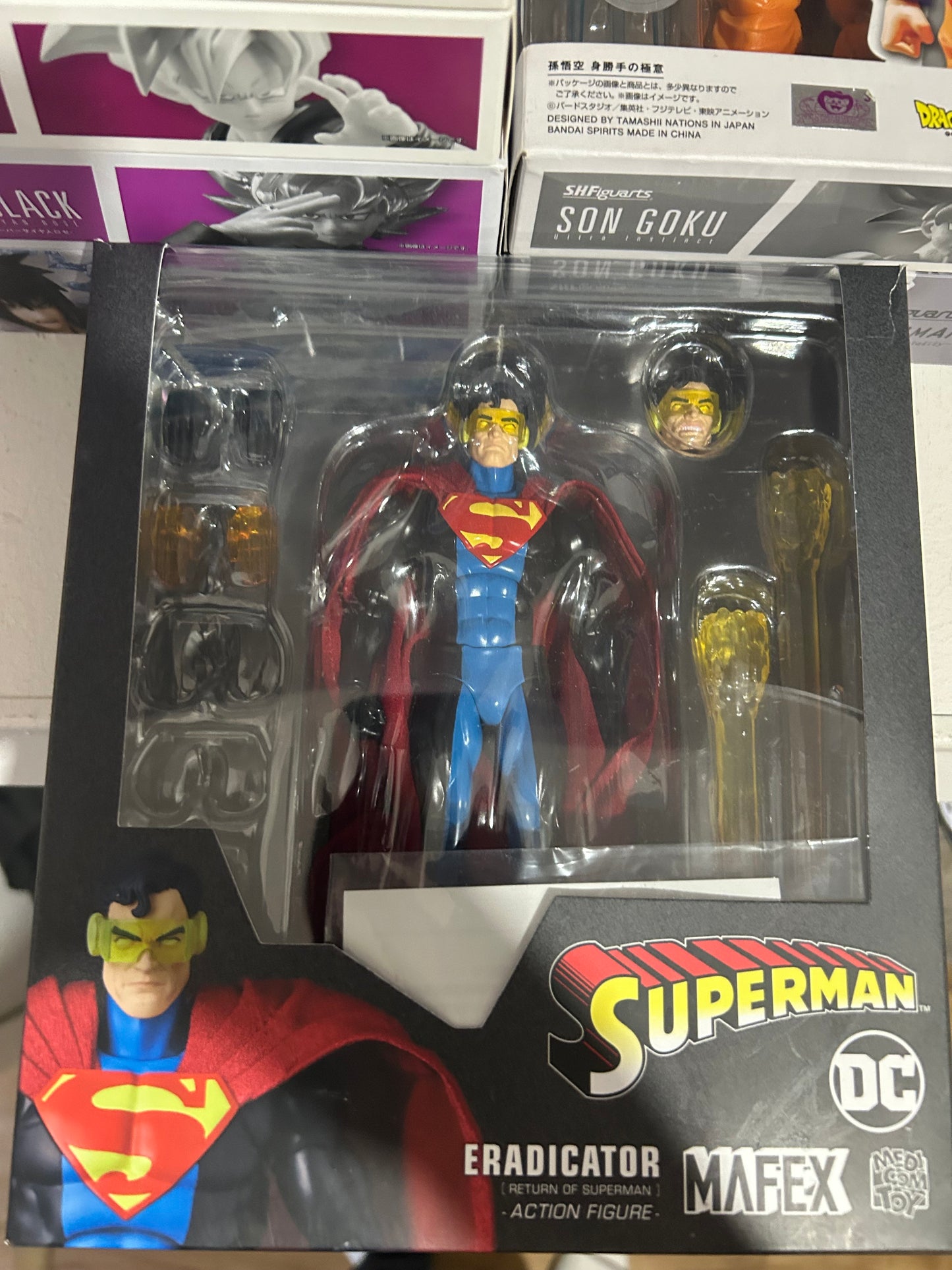 MAFEX Eradicator – DC Comics